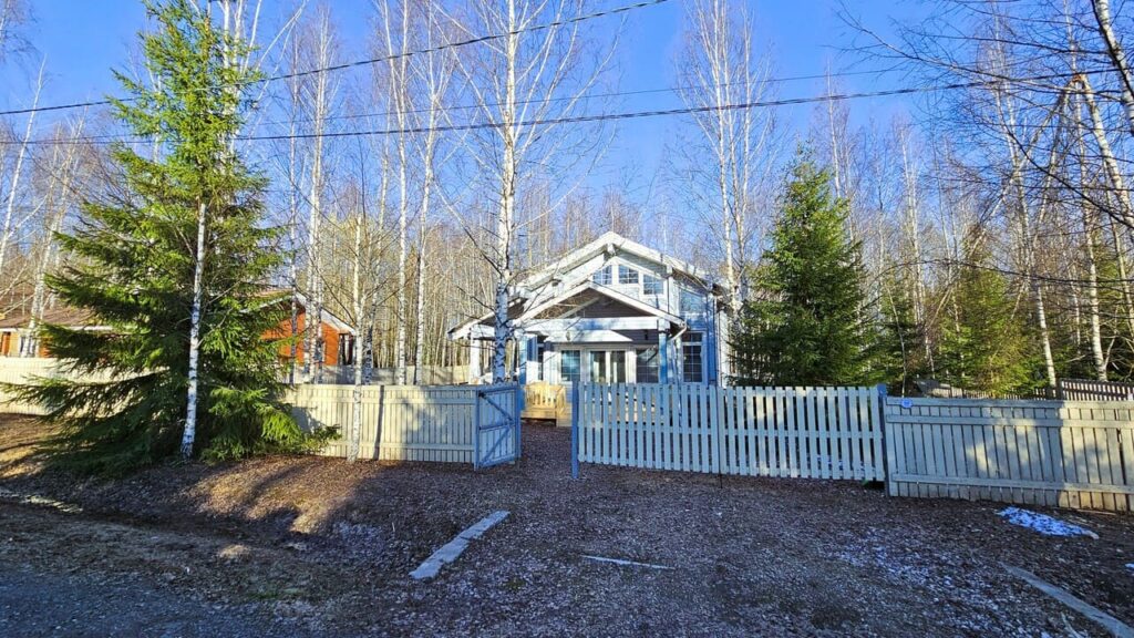 Аренда современного деревянного загородного дома на месяц
